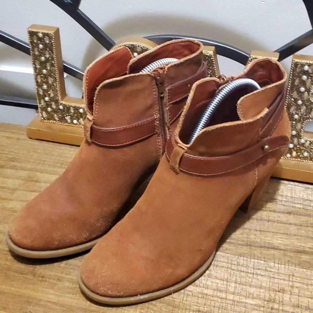 Crown Vintage Suede Liberty Women's Brown Leather Block Heel Booties Sz 10M Boho